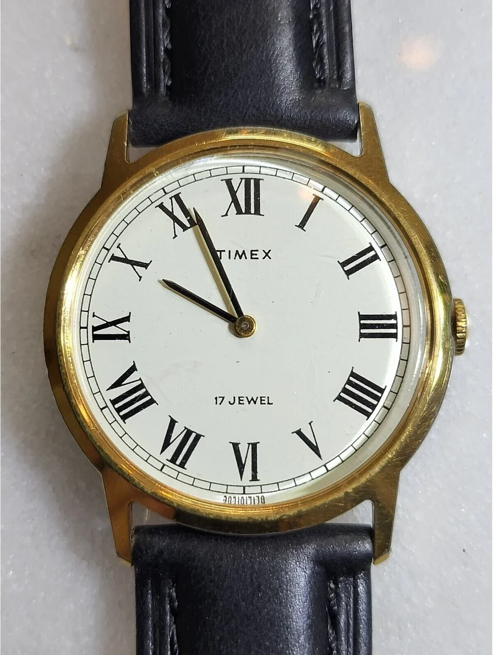1979 TIMEX Mens Watch Roman Numerals 17 Jewels Manual Wind 33mm 2921917179 EUC